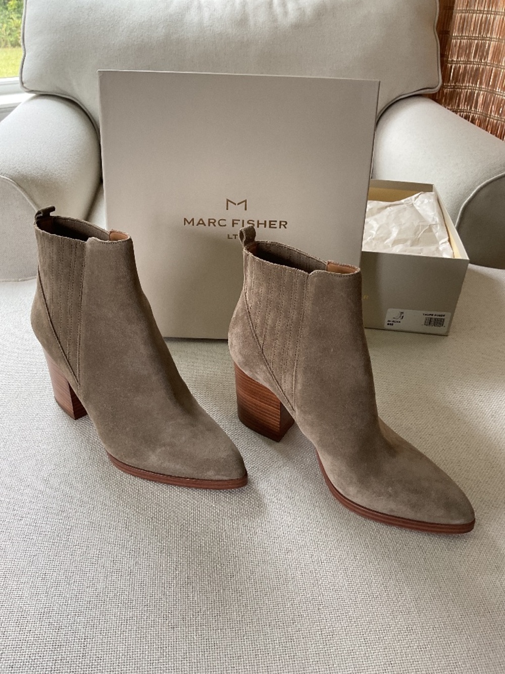Marc Fisher NWT Women’s Mlalva Taupe Suede Ankle Boots